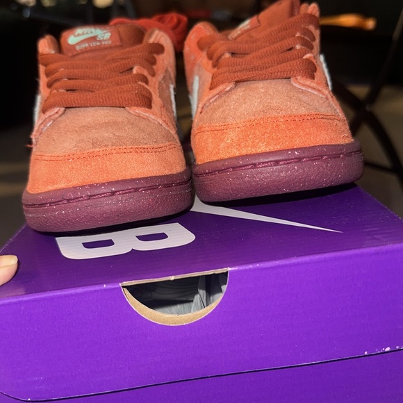 nike sb dunk low pro prm mystic red - Picture 5 of 6